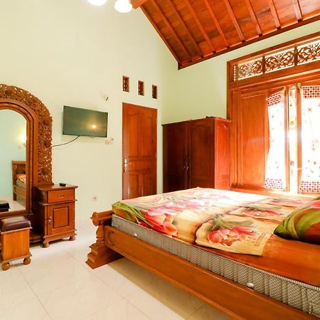Hotel Griya 90Tr Syariah Ngaglik Exteriér fotografie