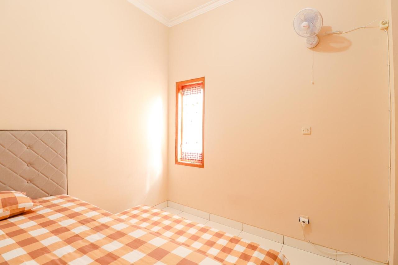 Hotel Griya 90Tr Syariah Ngaglik Exteriér fotografie